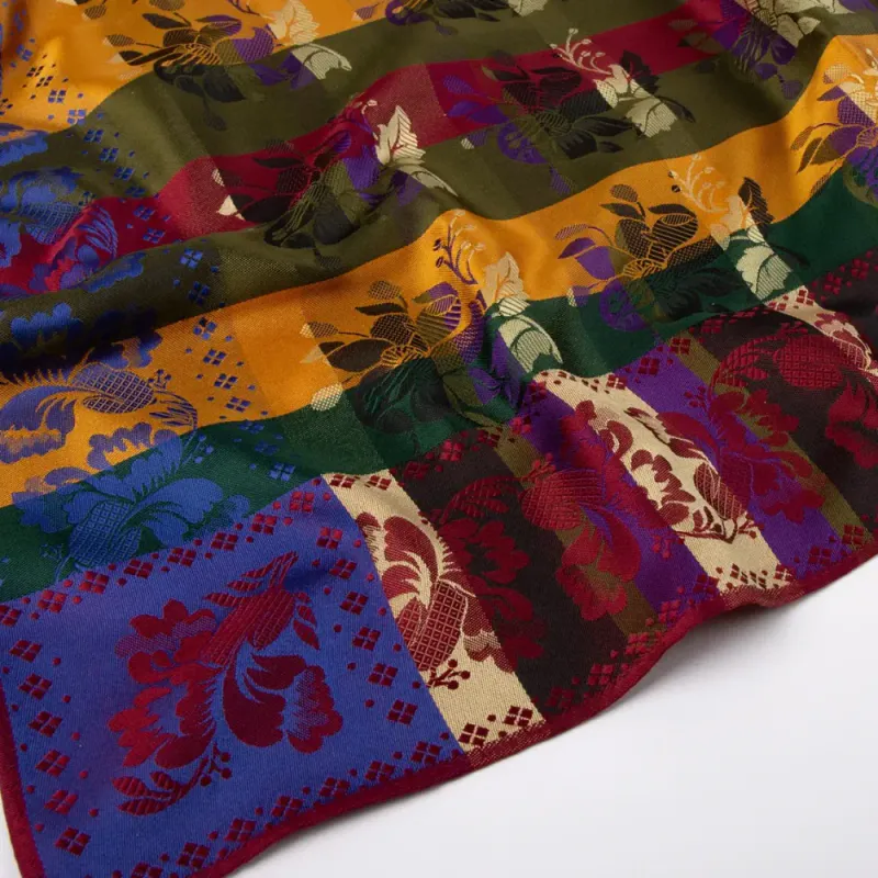 Silkeskjerf Gabriella 410