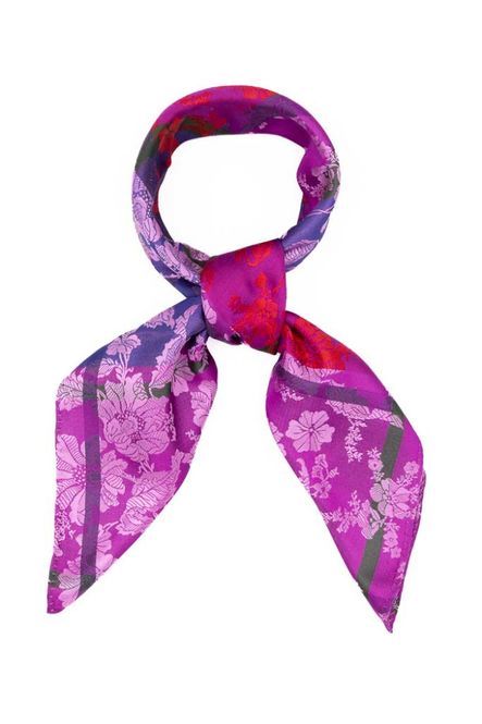 Hovedbilde Silkeskjerf Herborg 11